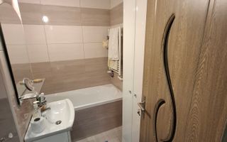 🏠 Apartament 2 camere, complet renovat – Zona Narcisa (Edeea) - Poză 10