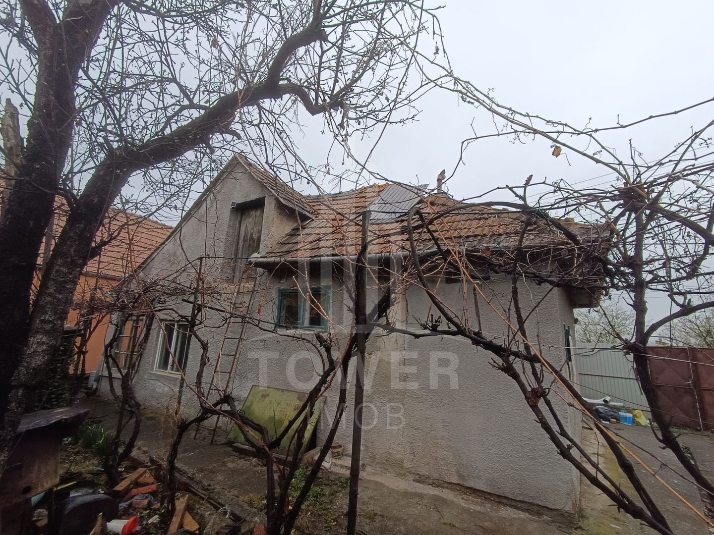 Oportunitate unică de investiție – Casă  cu potențial, în zona 3 Stejari, Sibiu - Poză 2