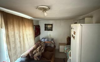 Casă + 2129 mp teren, zonă liniștită, Goruni, Iași – 76.000 euro - Poză 7