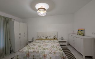 Apartament la casa 40 mp-renovat-curte-mobilat modern-Ultracentral - Poză 4