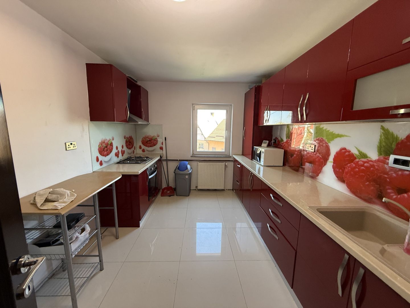 Apartament 3 camere | 100 mp | Zona Centrală | Etaj 1 | 450 €/lună - Poză 6