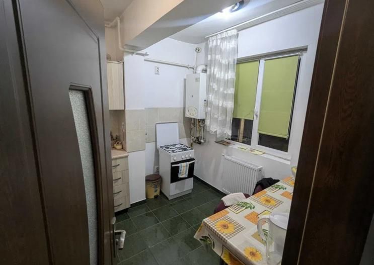 GARSONIERA APARATORII PATRIEI, PET-FRIENDLY, CENTRALA PROPRIE, MOBILAT - Poză 7
