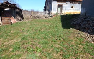 Două case de vânzare – Cerisor – teren generos 6996 mp - Poză 10