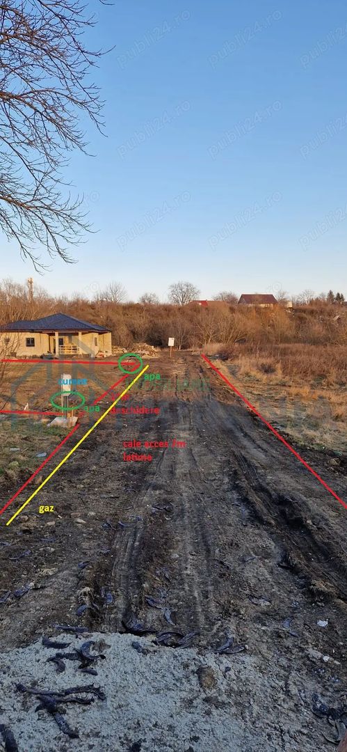 Teren intravilan Holboca toate utilitatile la teren - Poză 1