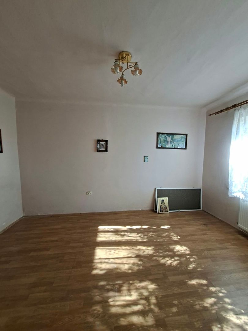 Apartament 2 camere la casa in imobil cu 2 apartamente - Poză 4