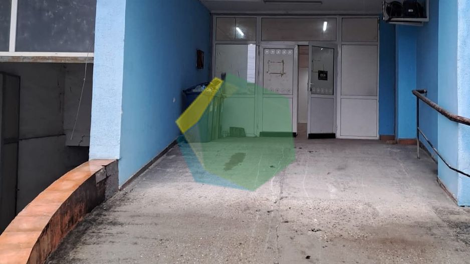 Spațiu comercial – 200 mp | Rampa auto | DN1 Otopeni - Poză 3
