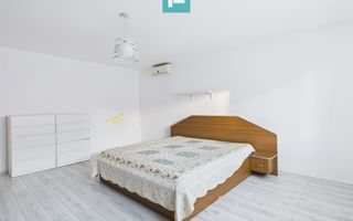 Casă spațioasă cu 4 camere în Vladimirescu - Poză 3