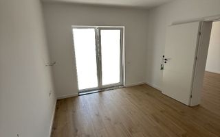 Apartament cu 2 camere, finisat modern, central Floresti. - Poză 3