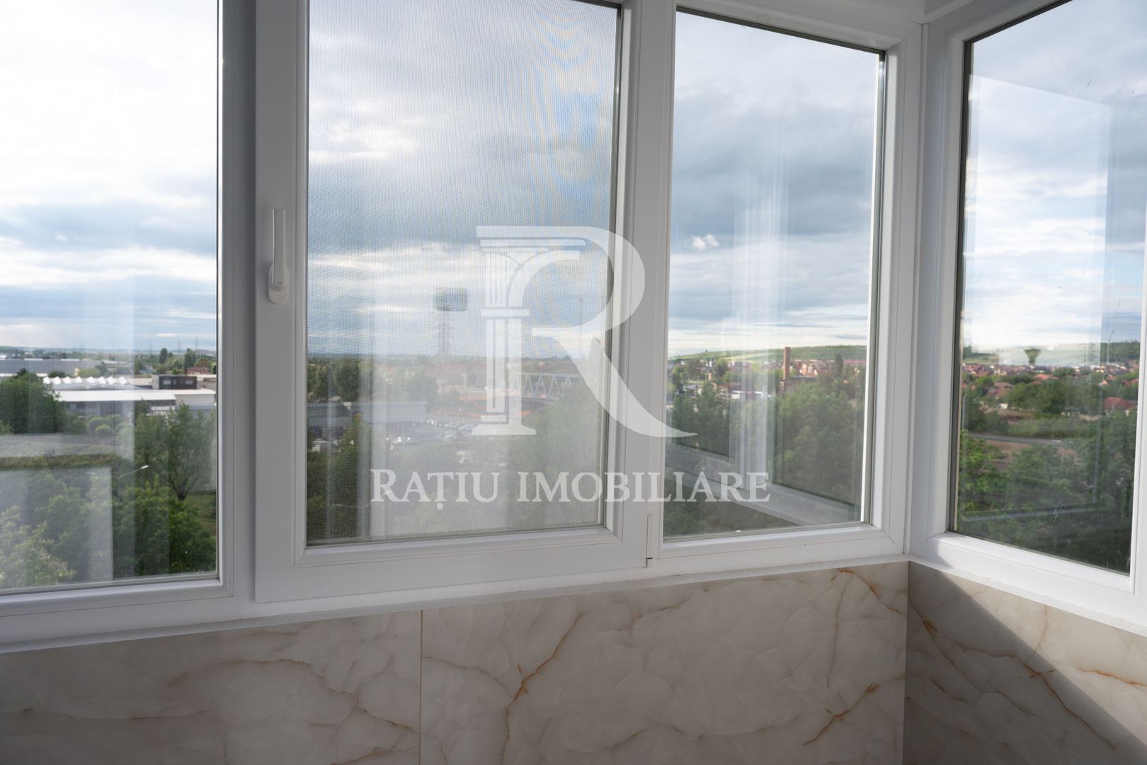 Apartament cu 3 camere | B-Dul Stefan Cel Mare | Oradea - Poză 15