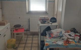 3 cam decomandat, centrala,  Sagului/Dambovita - Poză 6