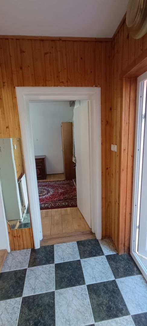 Apartament de închiriat la curte comună chiar în Complexul Studențesc - Poză 9