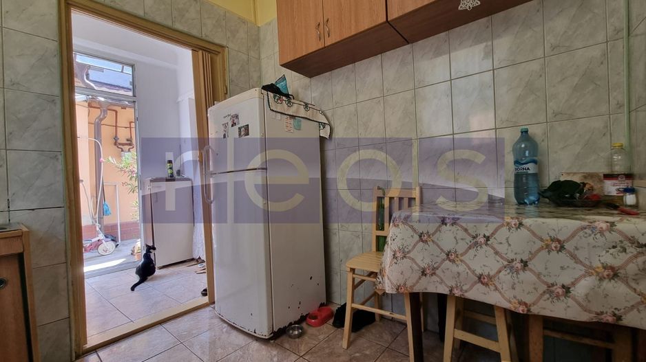 VANZARE CASA 2 CAMERE | ZONA TINERETULUI -CURTE COMUNA - Poză 17