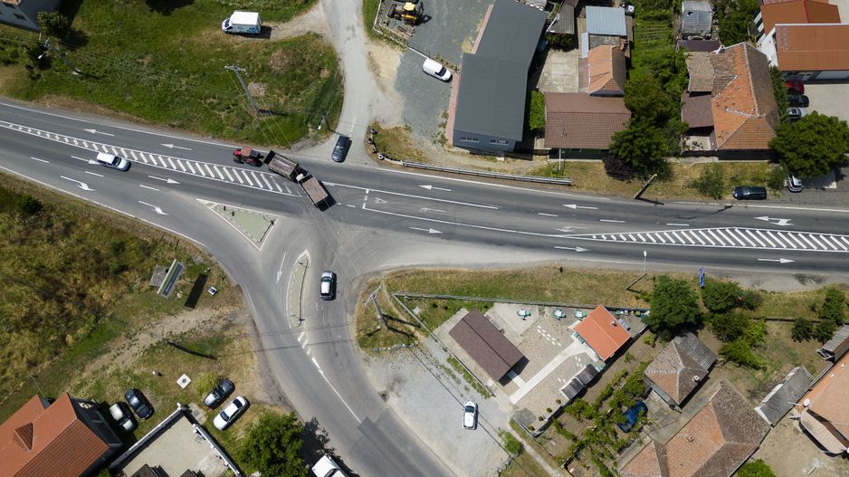Spațiu tip fast food de vânzare în Zimandu Nou - Poză 21