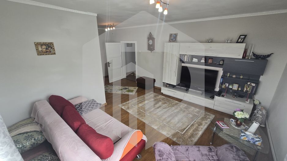 Casa 4 camere 1000 mp teren zona Subarini - Poză 12