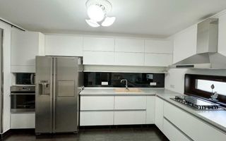 Apartament deosebit 4 camere Aviatiei zona Caramfil Bloc 2010 - Poză 1