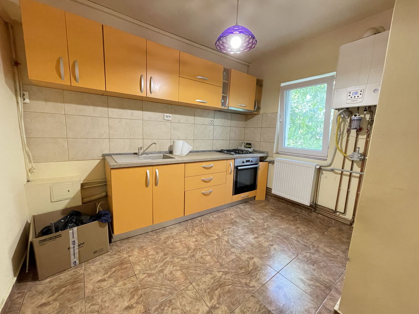 Apartament cu trei camere în bloc izolat -zona Aradului - Poză 8