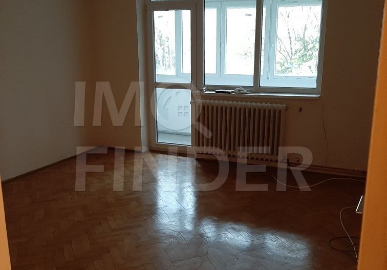 3 camere Gheorgheni  strada Liviu Rebreanu - Poză 1