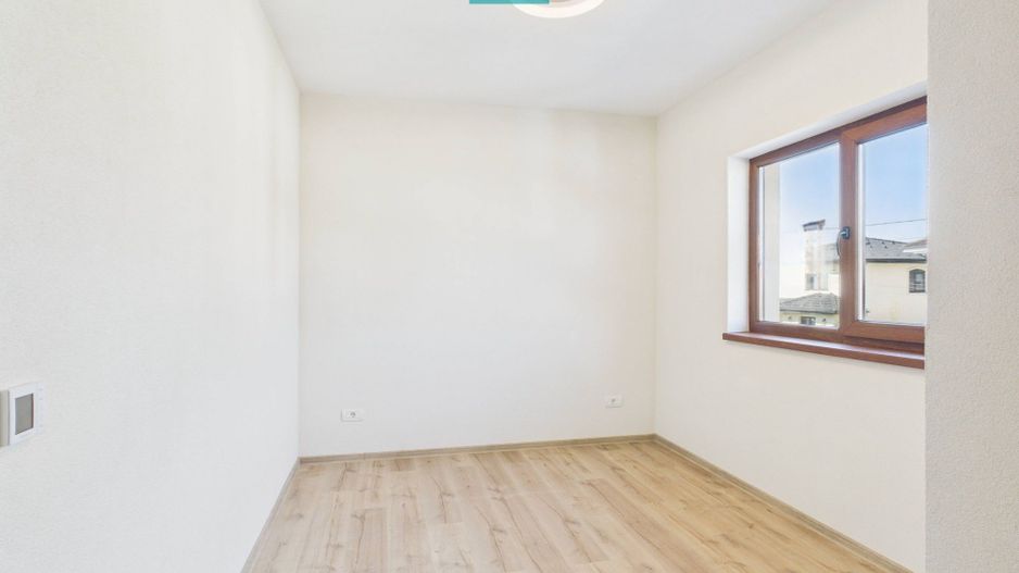 Duplex 5 camere-Dumbrăvița - Poză 20