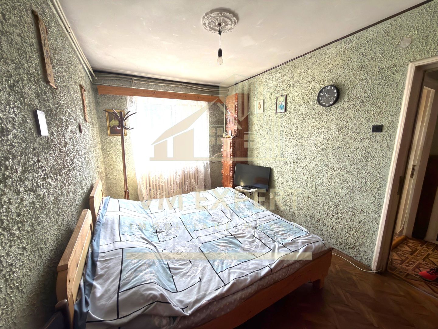 APARTAMENT 3 CAMERE ETAJ 4 CAMPULUNG - Poză 2