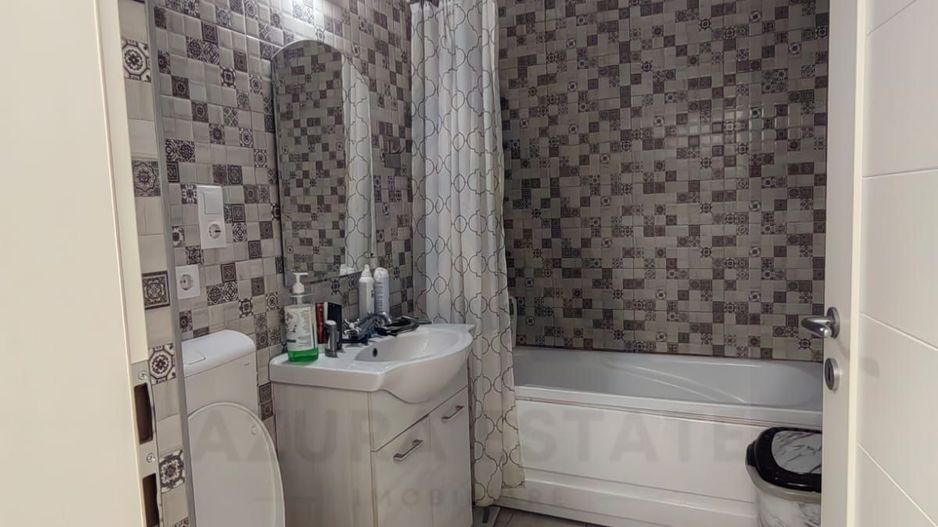 Apartament 2 camere balcon si parcare etaj 1 zona Deventer - Poză 1