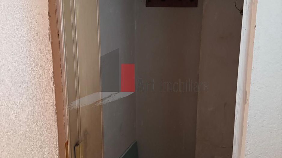 Vânzare apartament 3 camere Piața Progresu - Poză 5