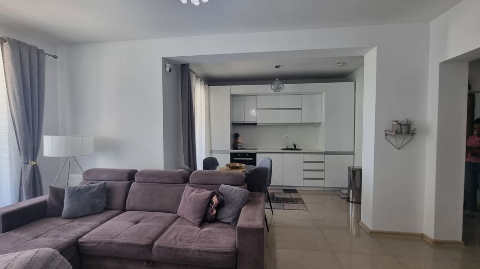 Apartament de vânzare în zona Makerel – la un pas de mare! - Poză 5