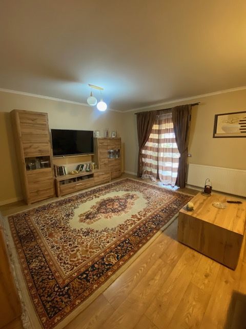 Duplex cu piscina Dumbravita Zona PADURE - Poză 2