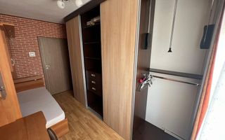 # Inchiriez camera (fata) Ap3 camere Podu Ros Decomandat - Poză 6