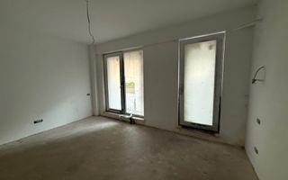 Apartament 4 Camere de Vanzare - Poză 4