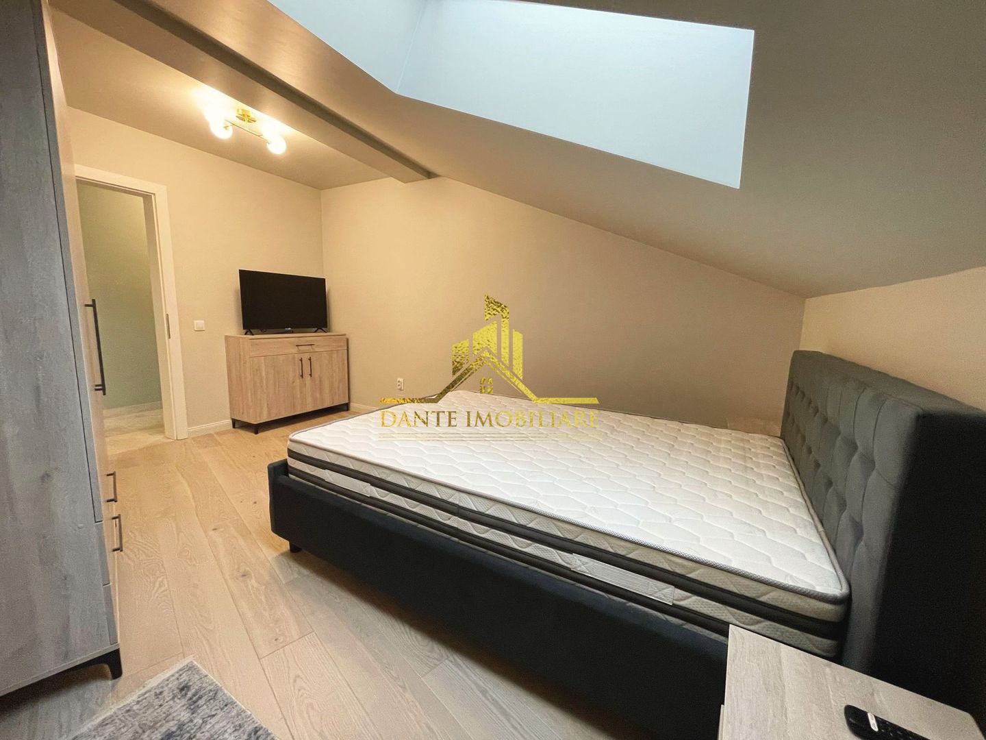 2 dormitoare, decomandat, modern, bloc nou, parcare, Central, Horea - Poză 4