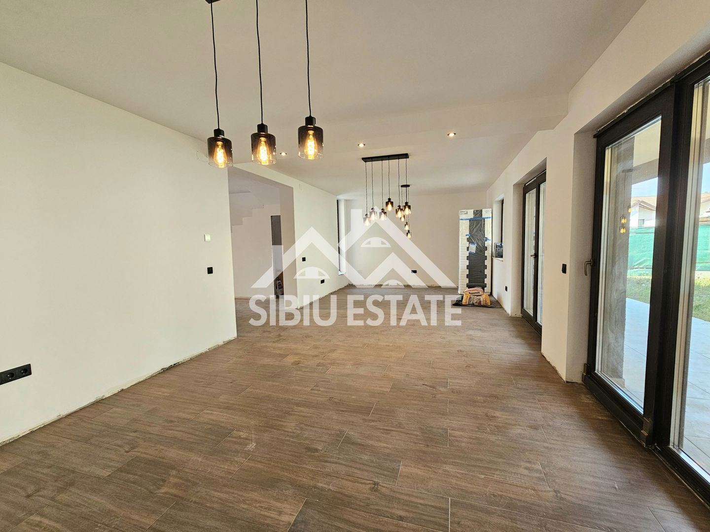 Casa noua 4 dormitoare Sibiu Sura Mica - Poză 21