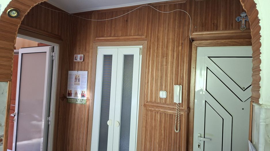 BRASADAS vinde ap 2 cam 52 mp. Etaj 4/4 ULTRACENTRAL. - Poză 4