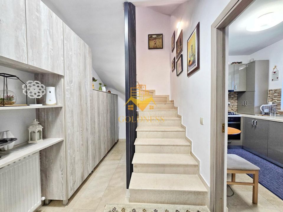 Casă modernă de vânzare, curte, 6 camere, parcare, Zona Vivo, Florești - Poză 8