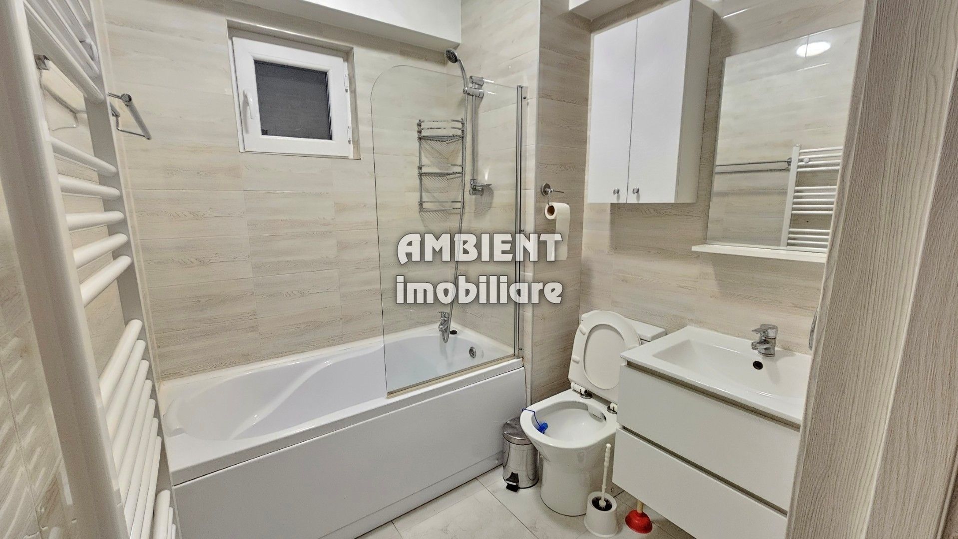 DE ÎNCHIRIAT - Apartament 2 camere,  bloc NOU,  zona GARĂ; - Poză 3