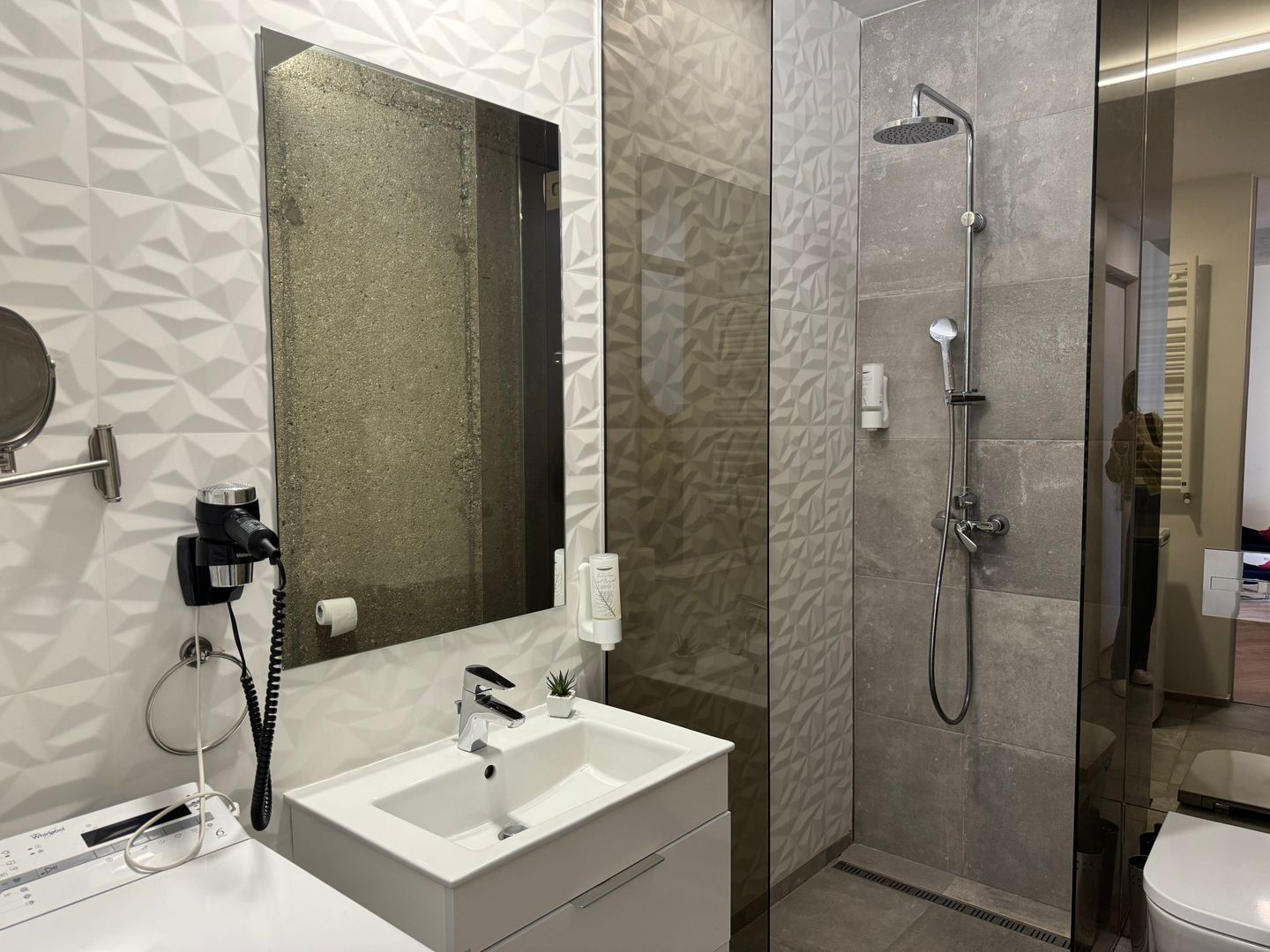 Apartament Premium cu Terasă și Finisaje de Lux în Floreasca - Poză 3