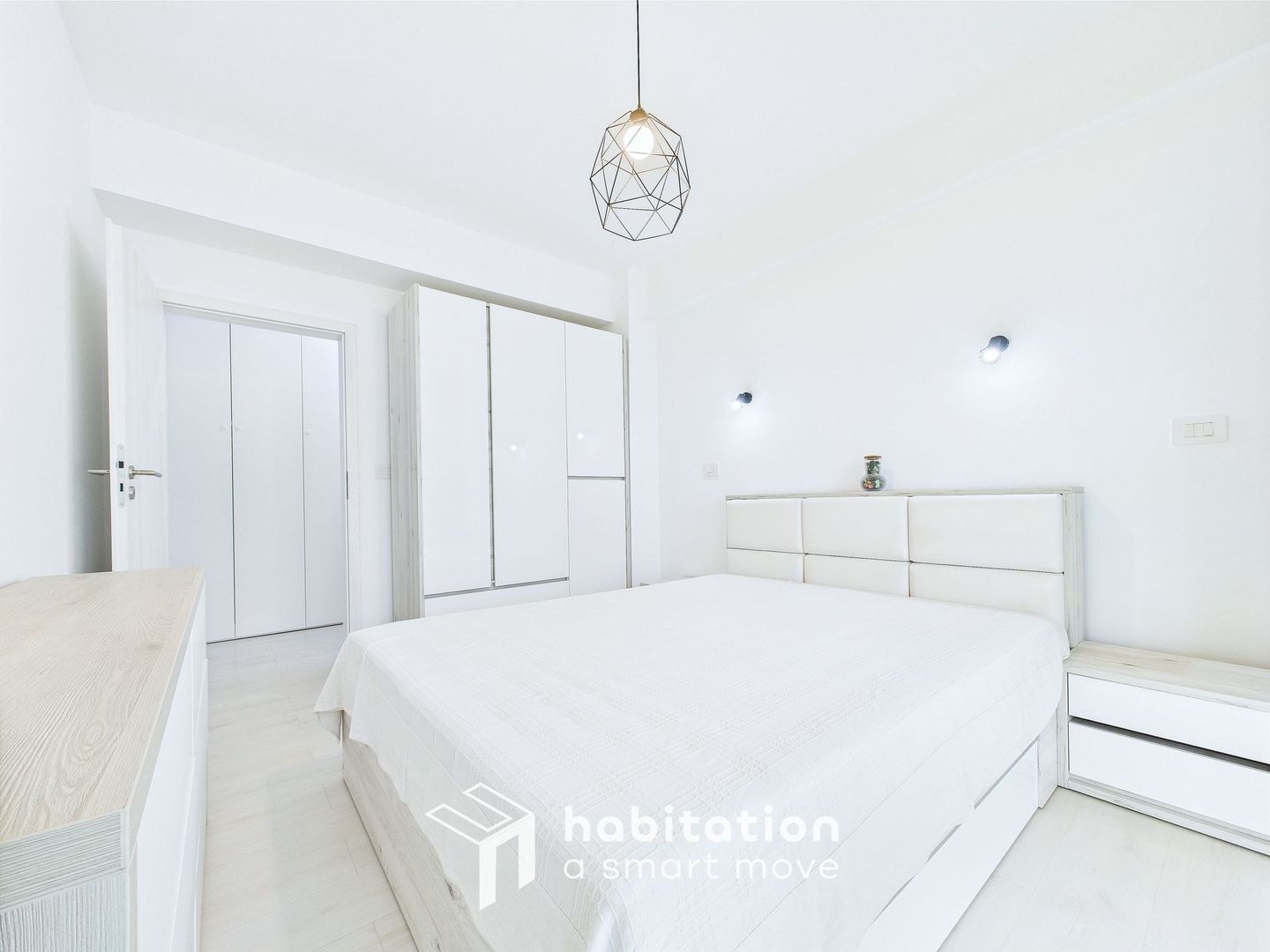 Acasă în stil modern – 2 camere cu terasă spațioasă, in zona Lipovei - Poză 3