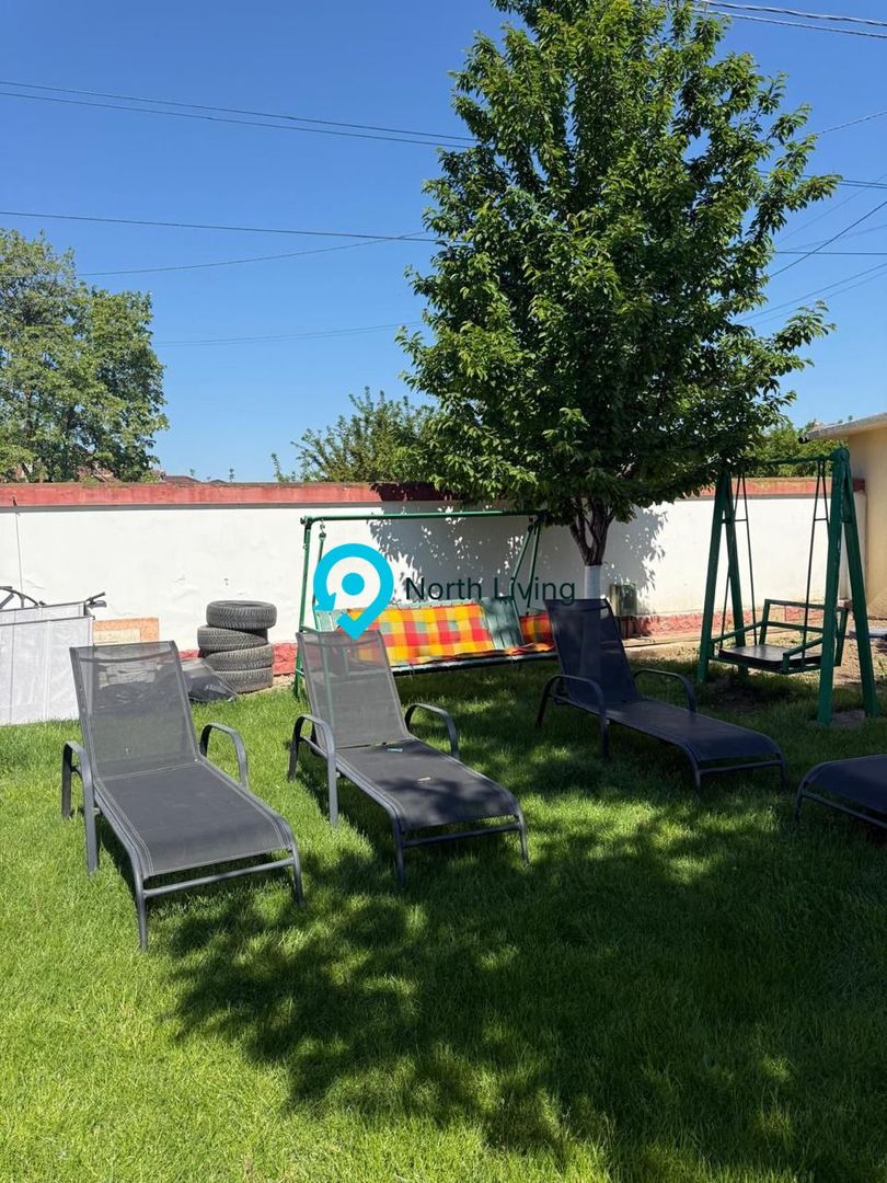 Casă spațioasă de vânzare - Braneşti - Poză 32