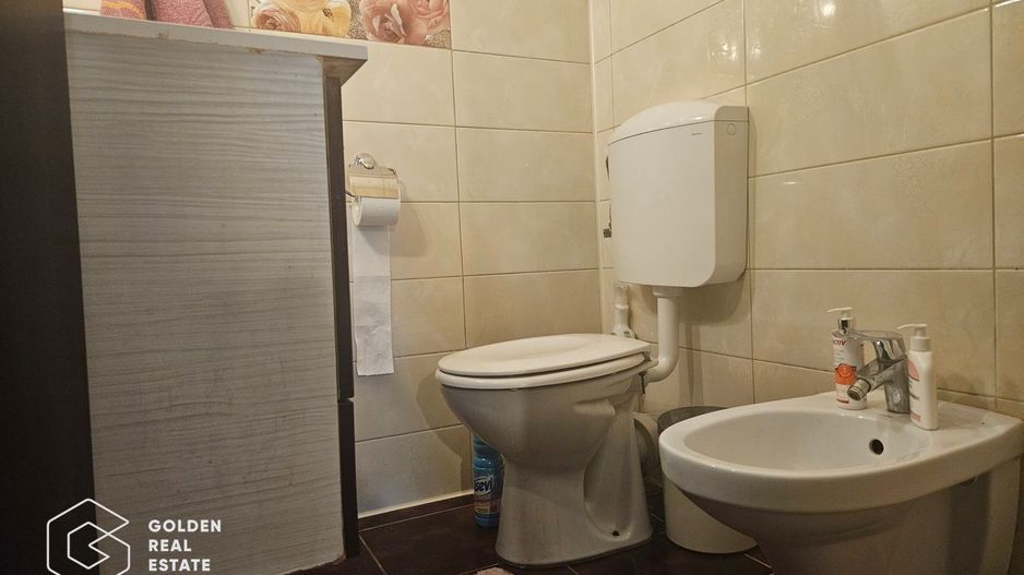 Apartament 4 camere in centru Otopeni, 2 bai, mobilat si utilat - Poză 9