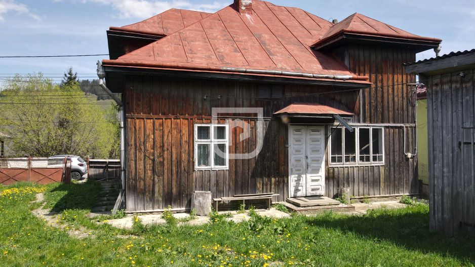 De vanzare casa cu anexe - 2507 mp Manastirea Humorului - Poză 4