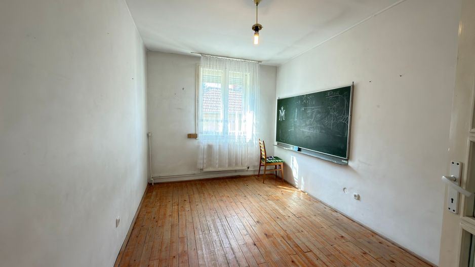 Oportunitate Inchiriere 2 Clădiri cu teren Zonă Centrală – Carei - Poză 18