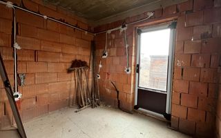 Duplex de vanzare 4 camere, 2 bai, teren 240 mp, intrare Chinteni - Poză 7