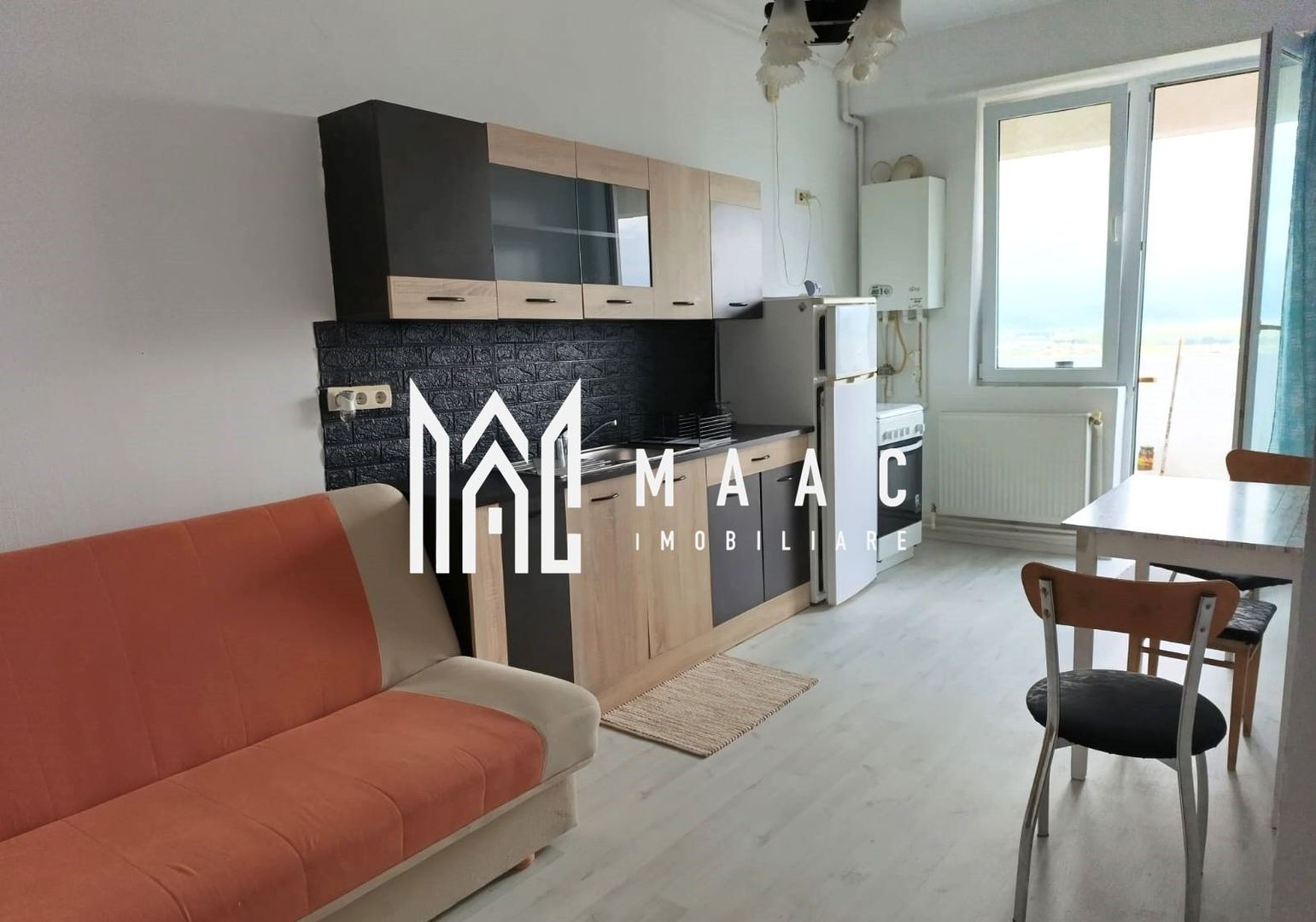 Apartament 2 camere | Balcon | Lift | Mihai Viteazul - Poză 1