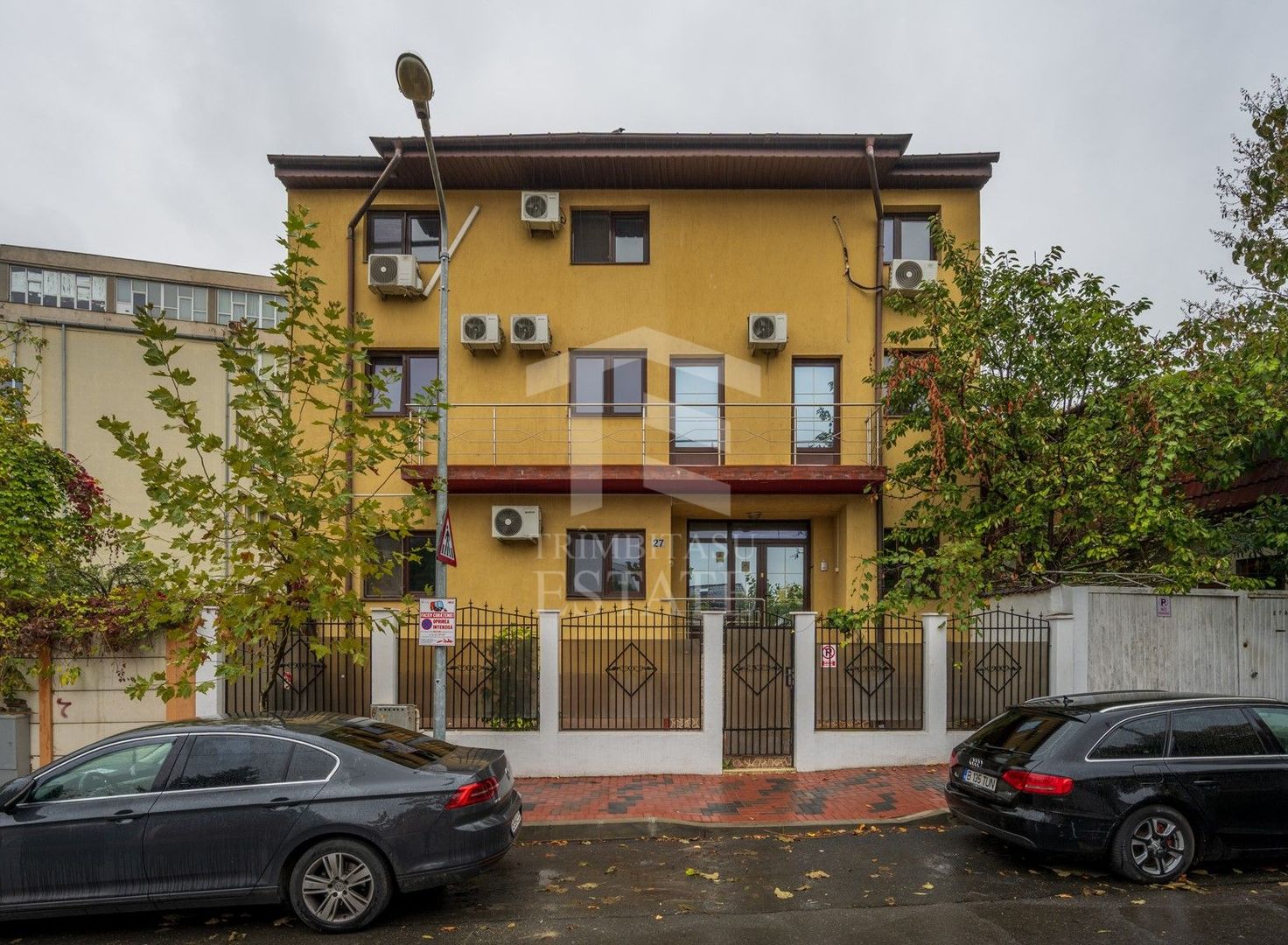 Casa Timpuri Noi 2010 P+1+M 220M - Poză 1