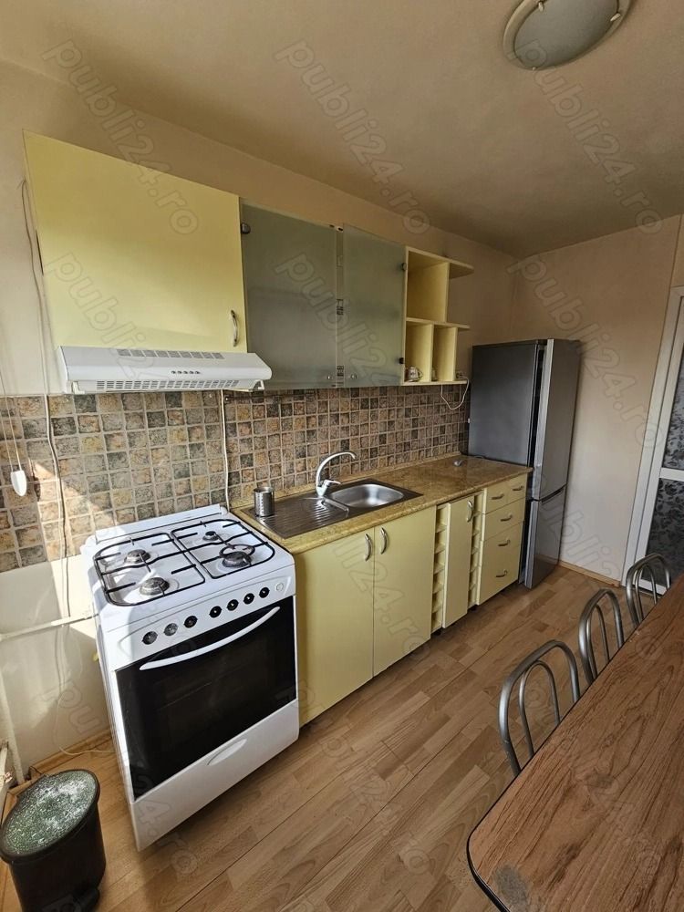 AP. 3 CAMERE BD. GHENCEA, BUCATARIE INCHISA, METROU 10 MINUTE - Poză 6