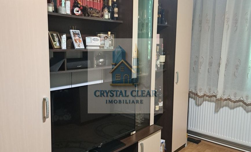 Apartament 3 camere - cartierul Dâmbu Pietros - Poză 3