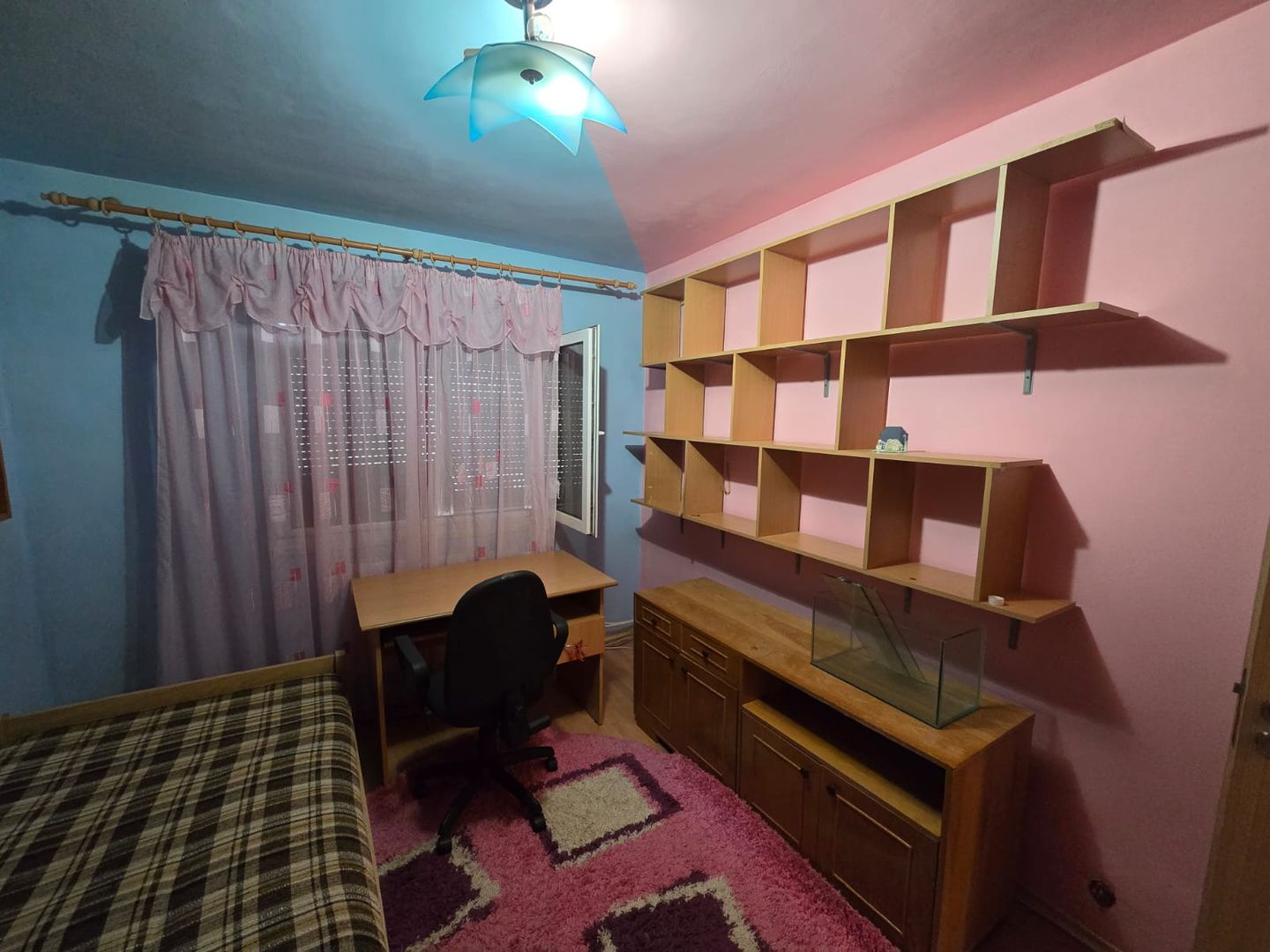 Apartament cu 3 camere de vanzare in Turda - Poză 11