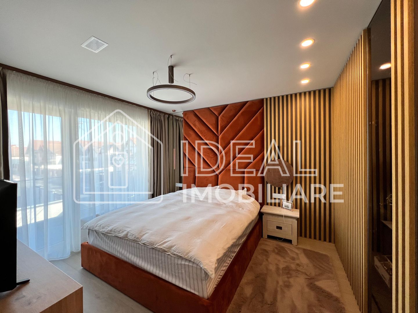 Casa Individuala Moderna Ultrafinisata, in Selimbar - Poză 14