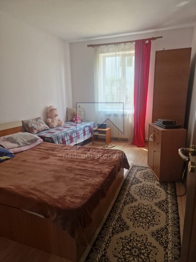 Vanzare Vila S+P+1E+Pod - Adunatii Copaceni - Poză 9