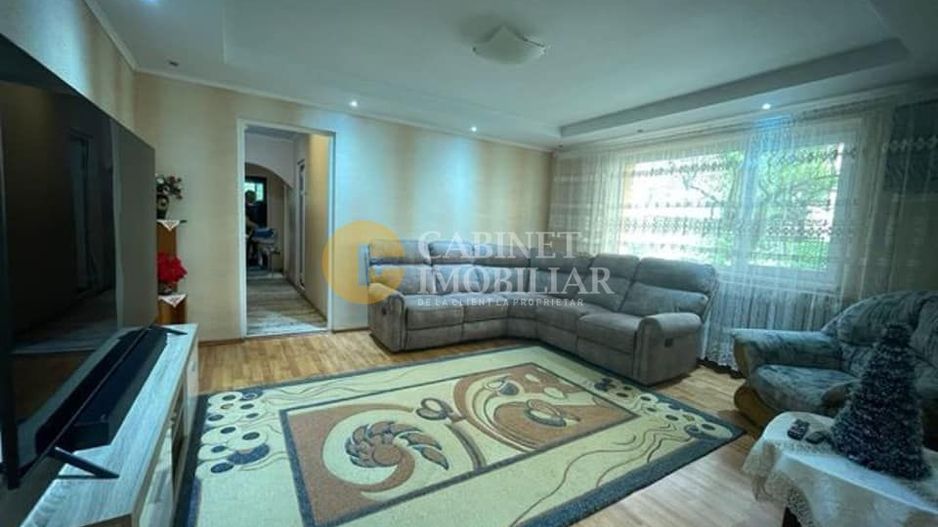 Baza 3 - Bloc din 1980 - 3 Camere - Mobilat/Utilat - 65mp - Poză 1