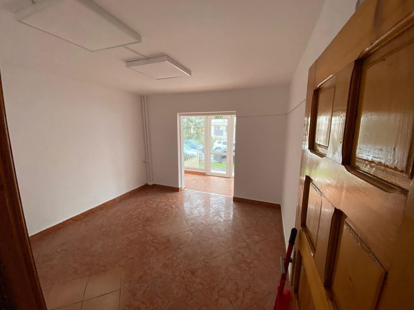 De vanzare/inchiriat spatiu comercial  Siderurgistilor 82.000 euro/2500 lei - Poză 8